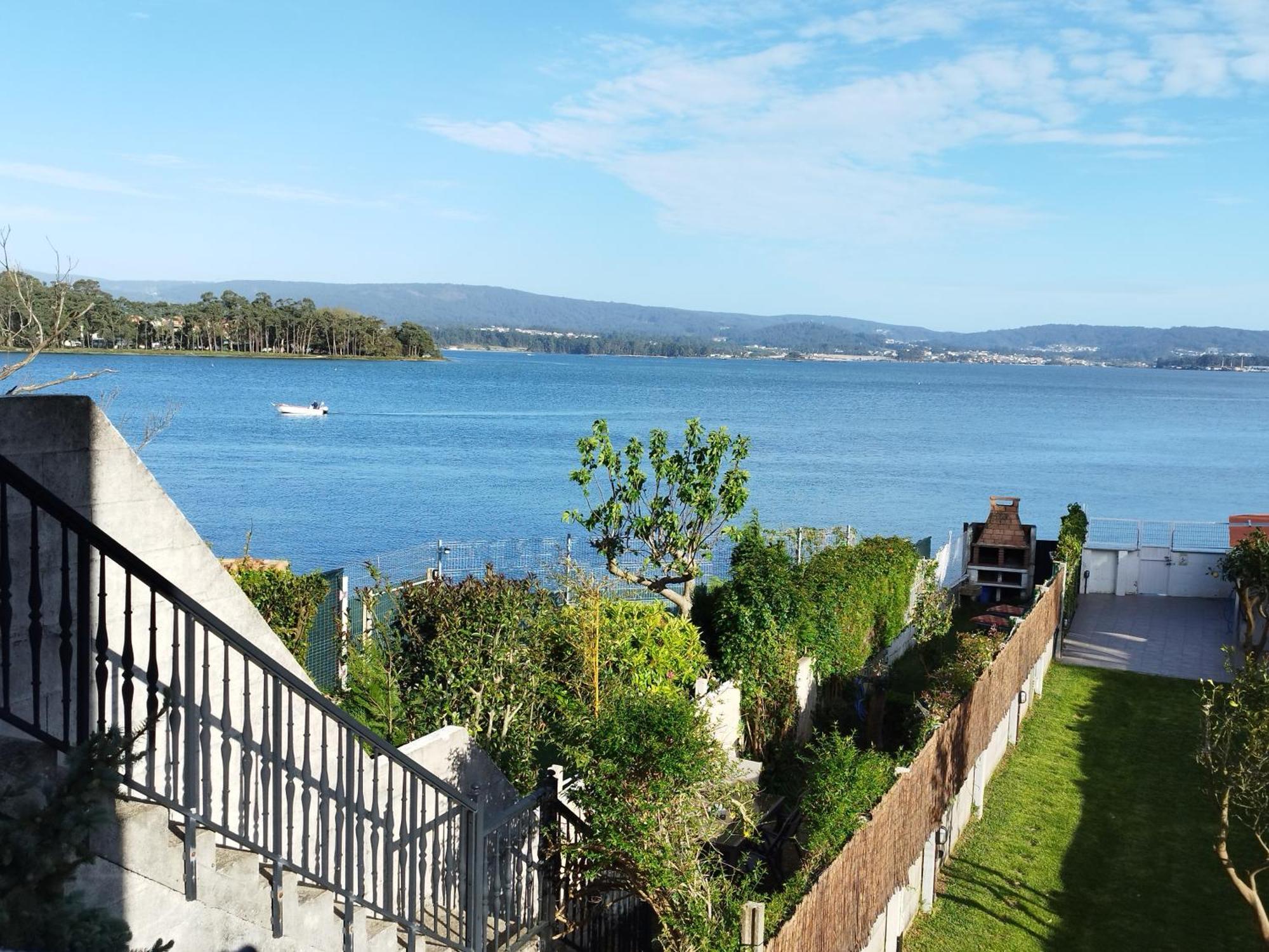 Vistas Al Mar E Isla De La Toja Lägenhet O Grove Exteriör bild