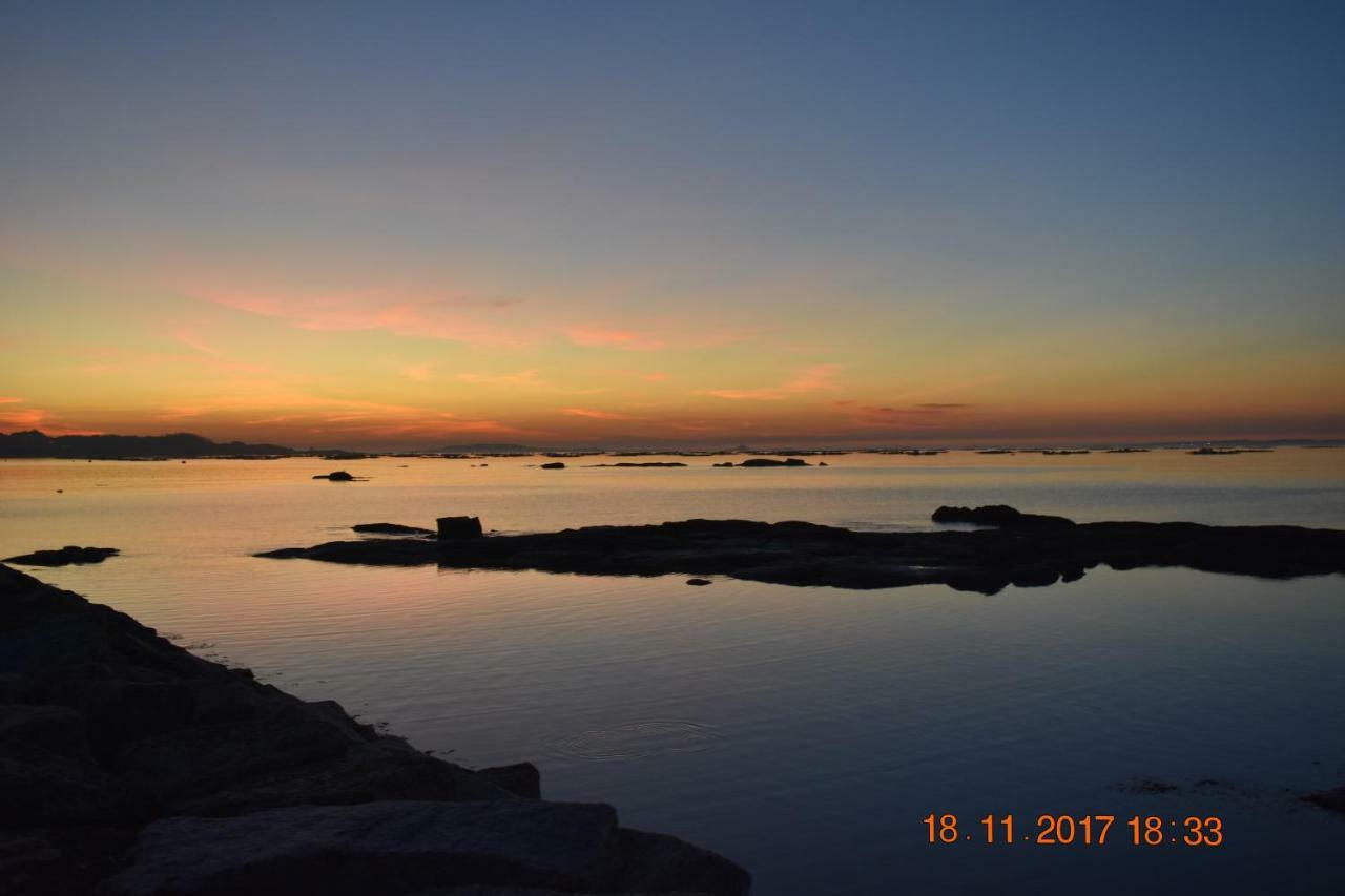 Vistas Al Mar E Isla De La Toja Lägenhet O Grove Exteriör bild
